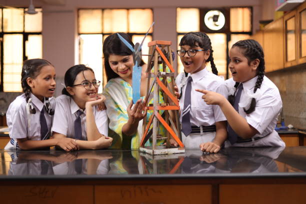 Chipiyana Buzurg CBSE schools